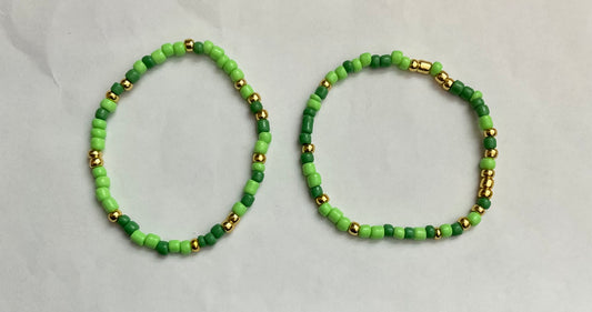 Gorgeous green and gold seed bead bracelet set
