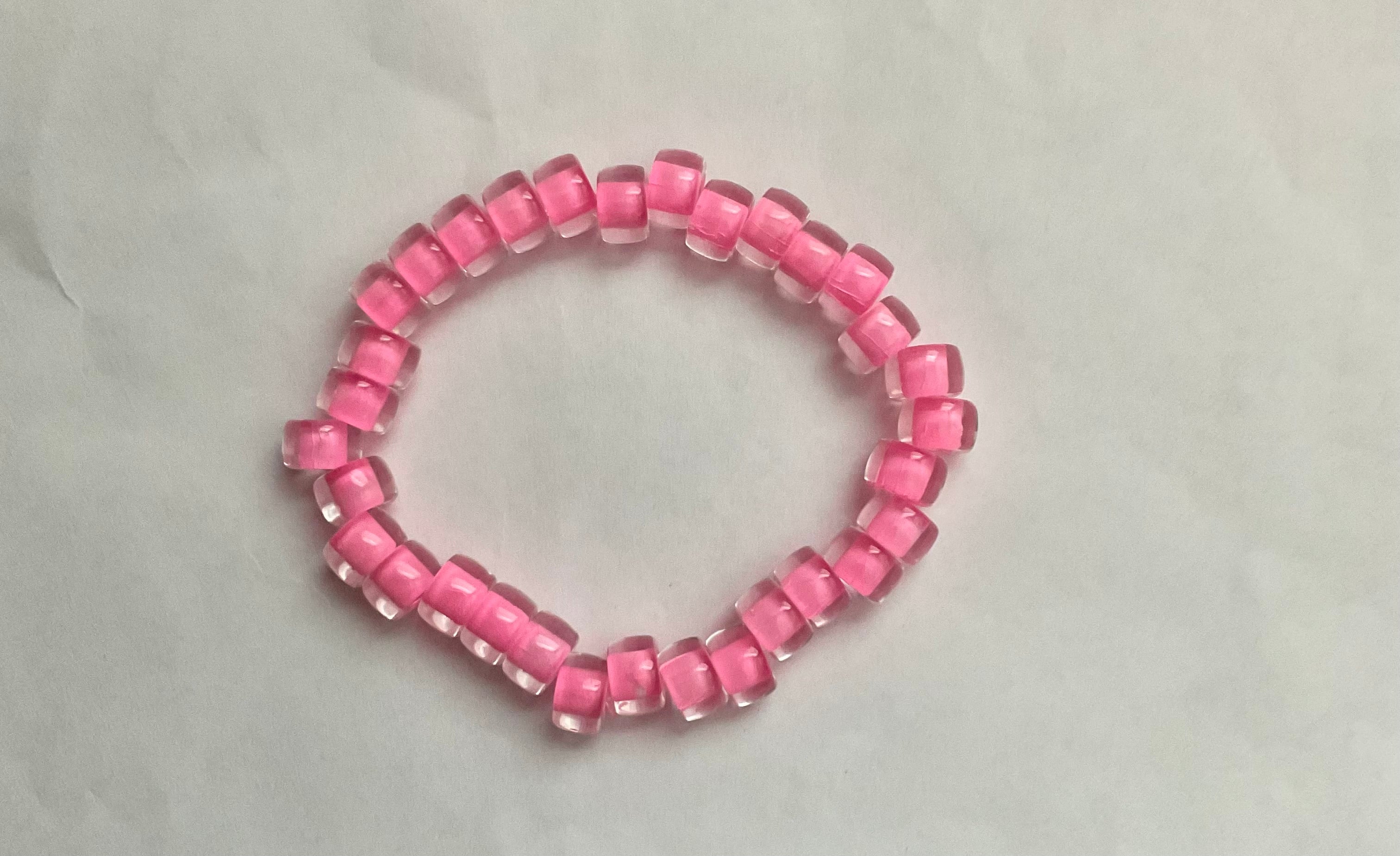 Pretty pink glass beaded bracelet